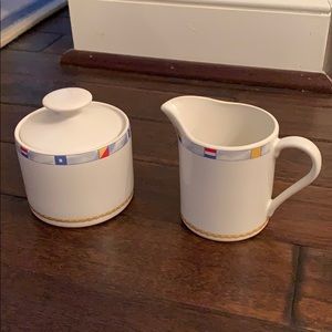 Americana “Regatta” Stoneware Sugar & Creamer set